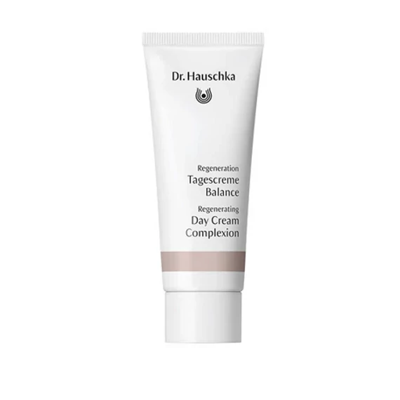 Dr. Hauschka Regeneráló színezett nappali krém 40 ml